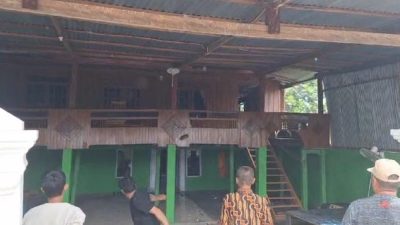 Breaking News! 1 Rumah di Mannuruki Jeneponto Dirusak Massa, Begini Kronologinya
