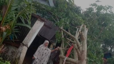 Angin Kencang Rusak Rumah dan Fasilitas Umum di Bulukumba