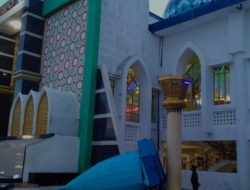 Kuba Masjid ICDT Bulukumba Diterjang Angin Kencang