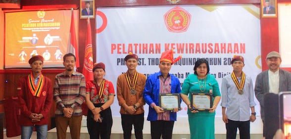 Staf Ahli KemenKopUKM Resmi Buka Pelatihan Kewirausahaan PMKRI di Gowa