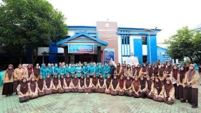 Ketua PKK Sulsel Bagikan Bantuan untuk Siswa di Maros dan Pangkep