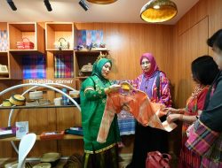 Dekranasda Sulsel Pamerkan Kerajinan Karya Penyandang Disabilitas di Inacraft