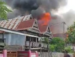 Breaking News! 2 Rumah Warga di Jeneponto Dilalap Si Jago Merah