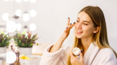 Jangan Salah! Ini Urutan Penggunaan Skincare Tepat di Pagi Hari 