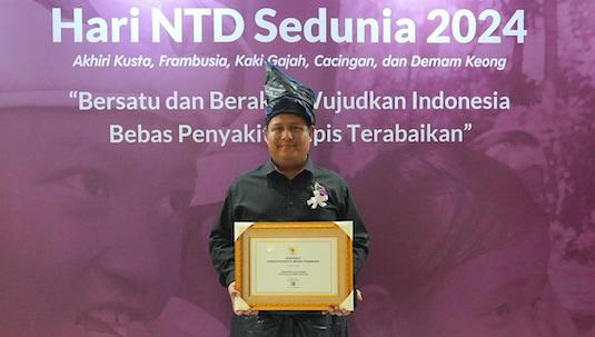 Bulukumba Terima Sertifikat Bebas Frambusia dari Menteri Kesehatan