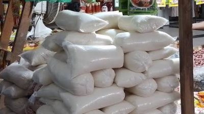 Harga Gula Naik Bikin Pedagang Takjil Khawatir