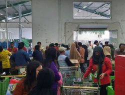 Jelang Ramadan Benteng Mart Makassar, Ramai Pengunjung