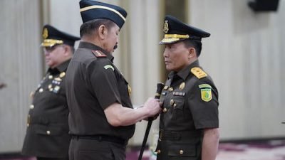 Leonard Eben Ezer Simanjuntak Dilantik Jadi Staf Ahli Kejaksaan Agung RI