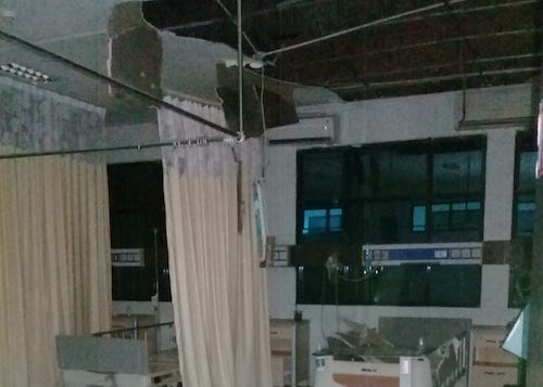 Plafon RSUD Andi Sultan Daeng Radja Bulukumba Ambruk