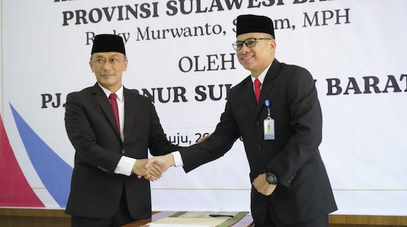 Kukuhkan Kepala BKKBN, Pj Gubernur Sulbar Target Penurunan Stunting 11 Persen