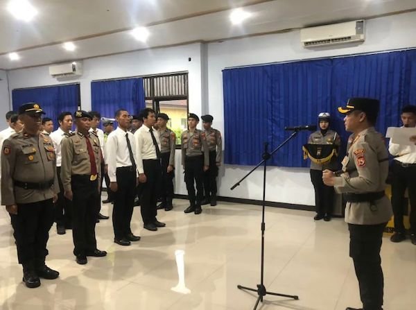 15 Personel Polres Maros Terima Penghargaan, Berikut Namanya!