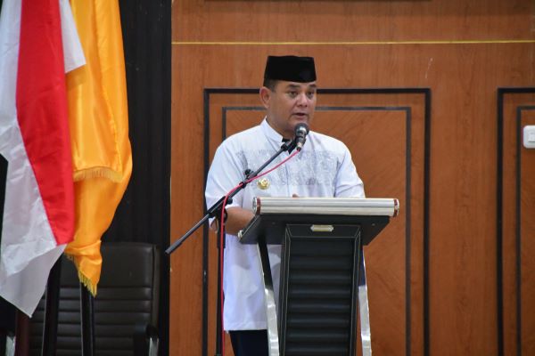 Pemkab Sinjai Serahkan SK ke 77 ASN