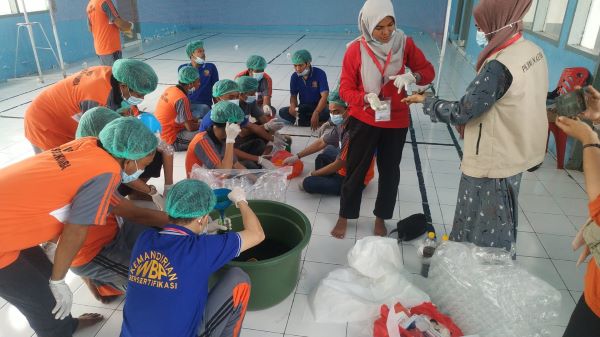 Kreatif, Warga Binaan Lapas Kelas IIA Ciptakan Sabun Cuci Piring