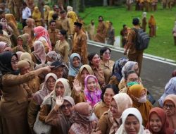 Kabar Gembira, Bupati Mamuju Akan Pertahankan Tenaga Kontrak