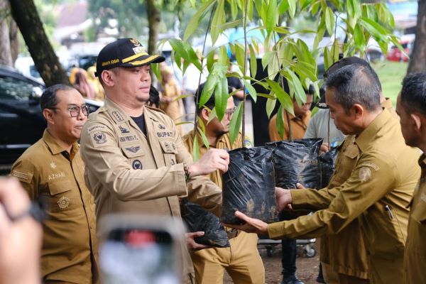 Peringati Hari Bumi, Pemkab Gowa Tanam 8000 Pohon di 3 Titik