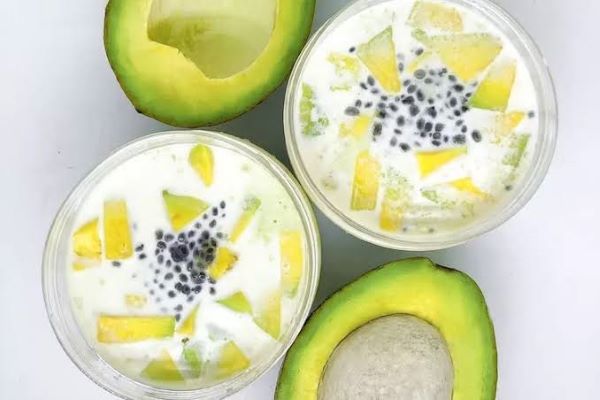Enak dan Mudah, Intip Resep Es Alpukat Creamy Segarkan Berbuka