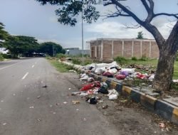 DLH Jeneponto Akui Banyaknya Sampah Berserakan Akibat Minimnya Armada