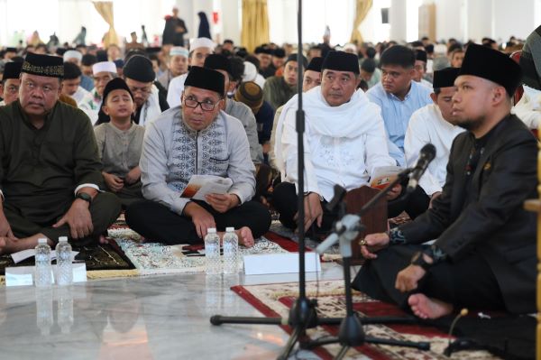 Rayakan Idulfitri, Danny pomanto: Spirit Kebersamaan dalam Membangun Kota Makassar