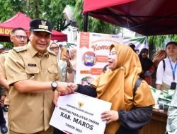 Launching Bantuan Pangan Kabupaten Maros 2024, Setiap Bulan Salurkan 147 Ton Beras