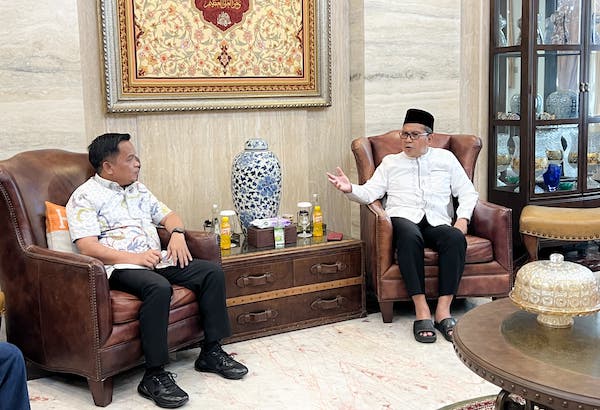 Pj Bupati Jeneponto Temui Danny Pomanto, Ini yang Dibahas!