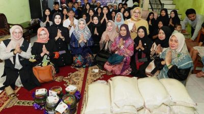Pj Ketua Dekranasda Sulsel Beri 150 Kg Beras ke Panti Asuhan Mawaddah