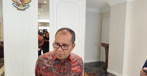 Hari Terakhir Lelang Perusda Sepi Peminat, Danny Pomanto : Lanjut Saja