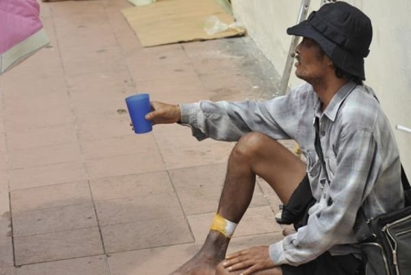 Mengejutkan, Dinsos Makassar Tangkap 3 Pengemis Tajir