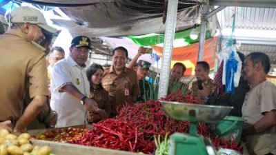 Pj Gubernur Sulbar, Tinjau Ketersediaan Pasokan di Pasar Smart Pasangkayu