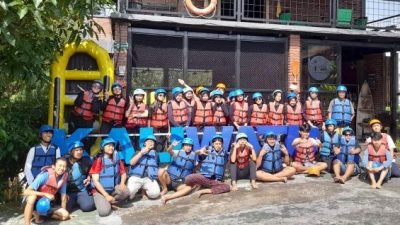 Perluas Wawasan, Bosowa School Makassar Gelar Overisland Program