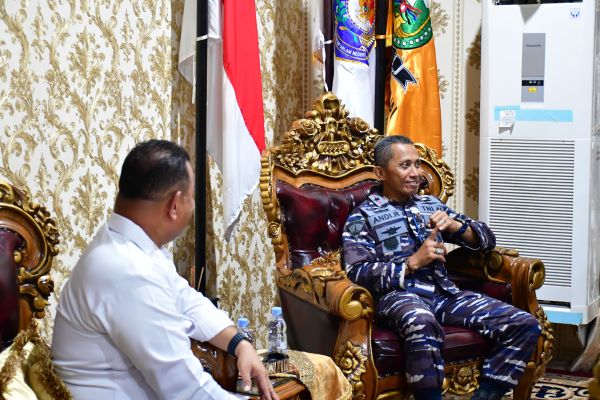 Lantamal VI Kunker Ke sinjai Cek Kondisi Pos Angkatan Laut