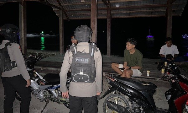Demi Menjaga Keamanan, Polres Majene Rutin Lakukan Patroli Malam