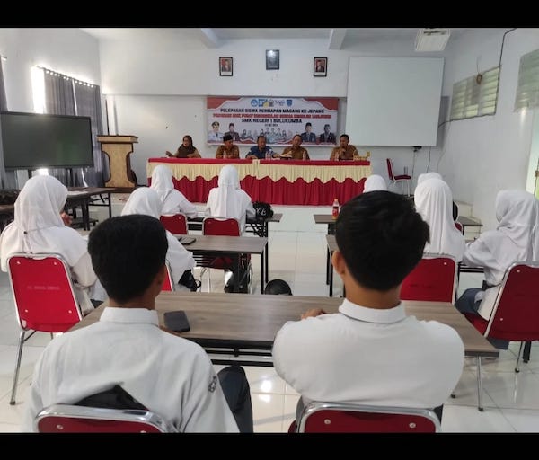 Sepuluh Siswa SMKN 1 Bulukumba Magang di Jepang