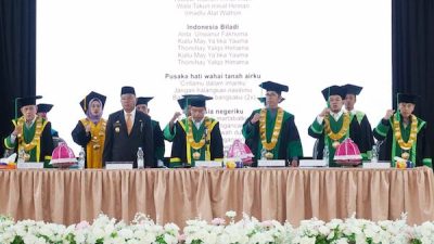 Wisuda Al-Gazali, Andi Utta : Alumni Harus Kreatif Kuasai Ilmu Pengetahuan-Teknologi