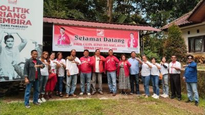 Maju Pilkada Toraja Utara, JK Tondok Kembalikan Formulir ke PSI