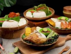 Nasi Tempong Pattimura Bagi-Bagi Ratusan Makanan Gratis, Ini Syaratnya!
