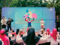 Ribuan Peserta Meriahkan Kompetisi Zumba di Bugis Waterpark Adventure