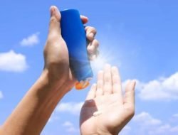 Ini Waktu Terbaik Gunakan Sunscreen Demi Kulit yang Sehat