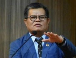 Prof Husain Syam Mendaftar di 6 Parpol Jelang Pilgub Sulbar