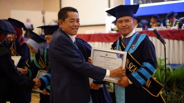 Dr Slamet Widodo: Wisudawan Terbaik Program Doktor UNIBOS