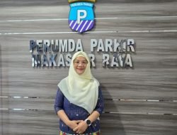 Hari Kebudayaan, Dirut Perumda Parkir Makassar Gunakan Baju Adat Toraja