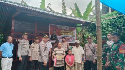 Hut Bayangkara Ke-78, Polres Torut Bedah Rumah Penyandang Disabilitas