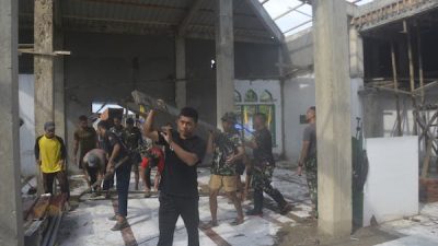 Terkendala Cuaca, TMMD Kodim 1401 Majene Tetap Optimalkan Rehabilitasi Masjid