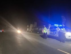 Ciptakan Keamanan Pengguna Jalan, Satlantas Polres Sinjai Gelar Patroli Malam