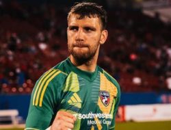 Maarten Paes Main Bareng Messi di MLS All Stars 2024