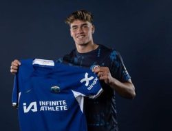 Chelsea Tebus Murah Striker Muda Marc Guiu dari Barcelona