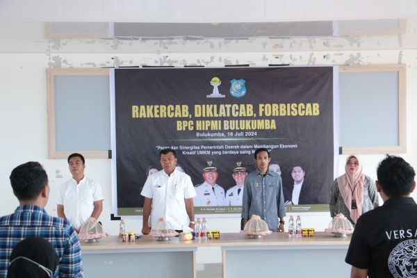 Semangati Pengurus HIPMI Bulukumba, Andi Utta: Penakut Pasti Gagal!