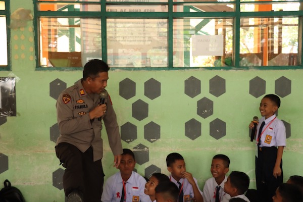 Cegah Aksi Bullying Disekolah, Polres Sinjai Sosialiasi di SMPN 20