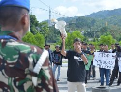 Puluhan Nelayan Geruduk Mako Lanal Mamuju