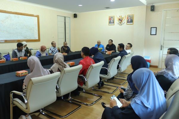 Sosialisasi Program RPL Unifa di Kantor Otoritas Bandara Wilayah V Makassar Dirangkaikan MOU