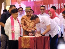 Jusuf Kalla Kembali Lantik Adnan Jadi Ketua PMI Sulsel